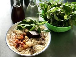 Về Phan Thiết ăn bún bò rau răm Trần Hưng Đạo kham-pha-quan-bun-bo-rau-ram-gia-truyen-giua-long-thanh-pho-phan-thiet