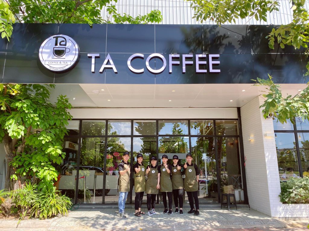 Nhân viên TA Cafe