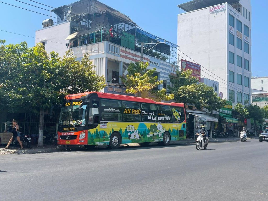 An Phú Travel - xe Phan Thiết Đà Lạt